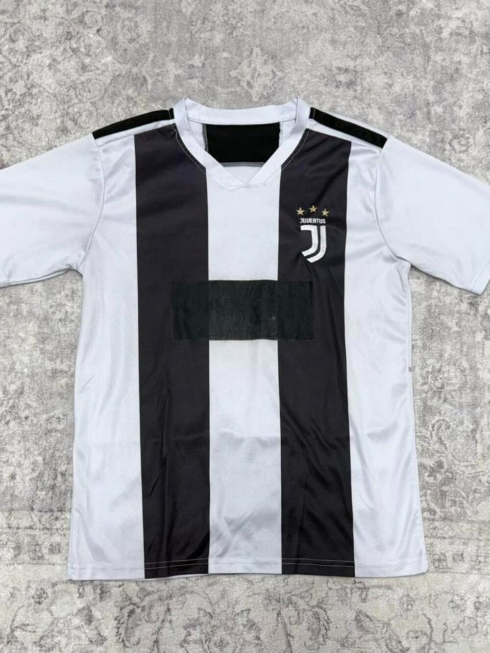 white & black blank Juventus soccer jersey